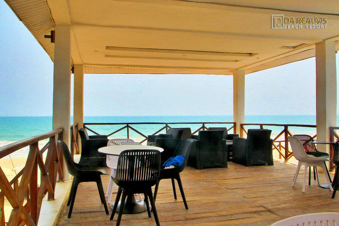 Rooftop sit-out view